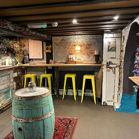 The Bridge House Bed & Breakfast บริดพอร์ต ภายนอก รูปภาพ